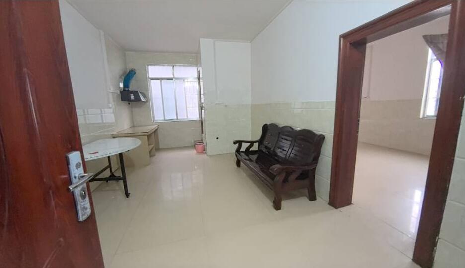 龙景街一房一厅出租领包入住 龙景街一房一厅出租领包入住