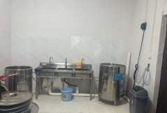 转让红棉路劳动力交易市场旁亿碗米线店