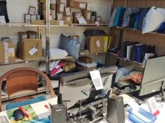 急转让营业中的快递店